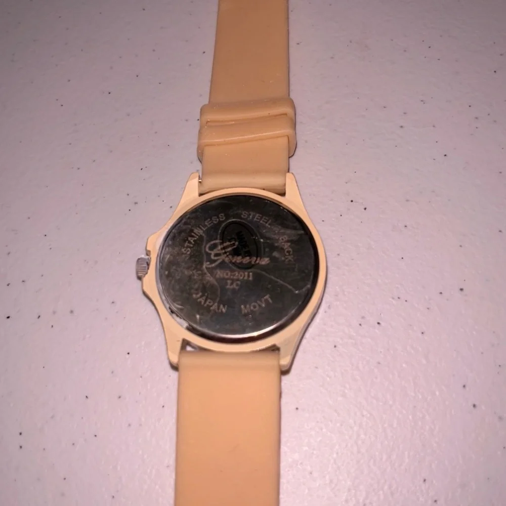 💜 NIBag Geneva Gemmed Ladies Analog Watch